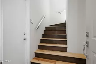 Photo #2: 7010750 Listing