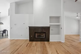 Photo #5: 7010750 Listing