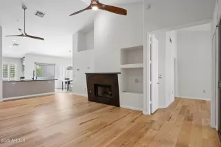 Photo #6: 7010750 Listing