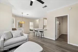 Photo #2: 7010785 Listing