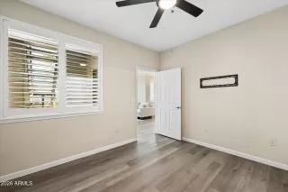 Photo #6: 7010785 Listing