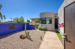 Photo #1: 7010868 Listing 