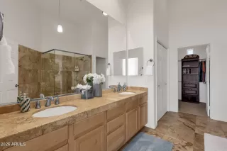 Photo #4: 7010942 Listing 