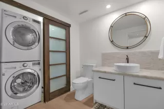 Photo #6: 7011014 Listing