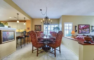 Photo #5: 7011121 Listing