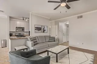 Photo #2: 7011132 Listing 