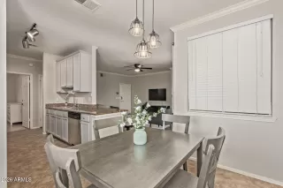 Photo #5: 7011132 Listing 