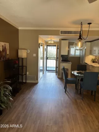 Photo #3: 7011230 Listing