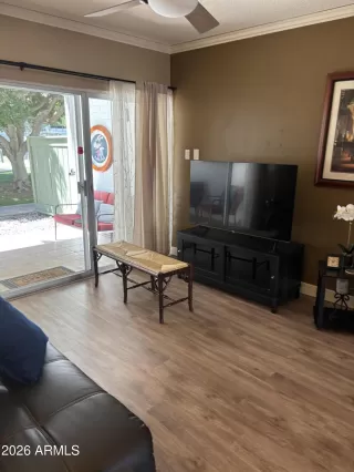 Photo #4: 7011230 Listing