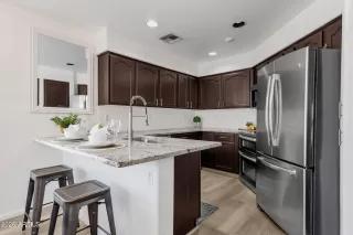 Photo #6: 7011288 Listing 