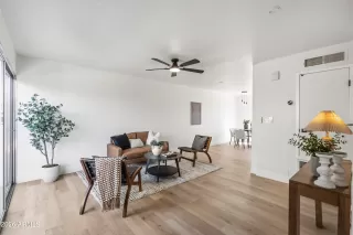 Photo #2: 7011316 Listing 