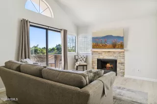 Photo #4: 7011393 Listing