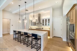 Photo #4: 7011715 Listing 