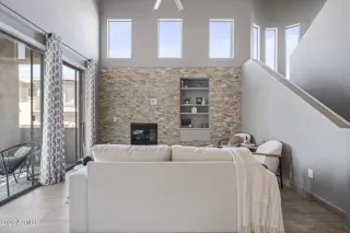 Photo #3: 7011774 Listing 