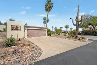 Photo #3: 7011796 Listing