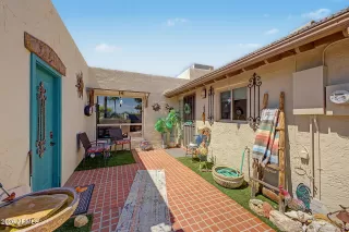 Photo #4: 7011796 Listing