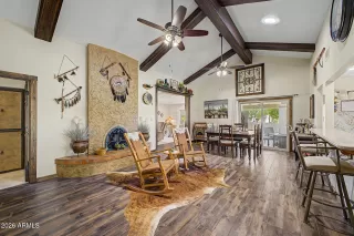 Photo #6: 7011796 Listing