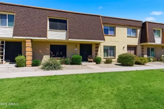 Photo #1: 7011880 Listing