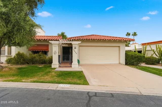 MLS: 7011971 Condo For Sale