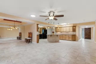 Photo #4: 7011971 Listing