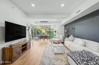 Photo #2: 7011974 Listing 