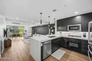 Photo #5: 7011974 Listing 