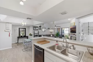 Photo #2: 7012085 Listing 