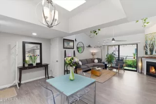 Photo #3: 7012085 Listing 