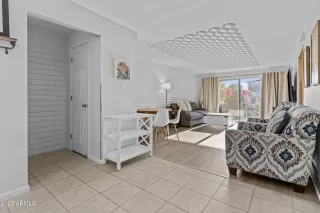 Photo #2: 7012272 Listing