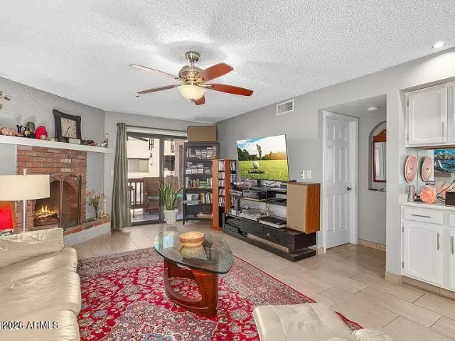 MLS: 7012389 Condo For Sale