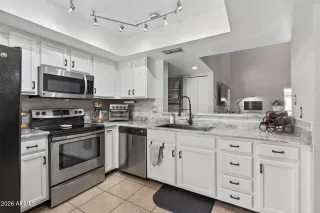 Photo #6: 7012445 Listing 