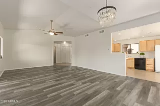 Photo #3: 7012529 Listing 