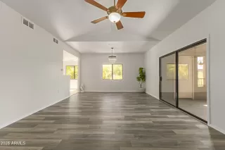 Photo #4: 7012529 Listing 