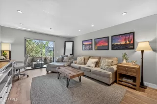 Photo #5: 7012625 Listing