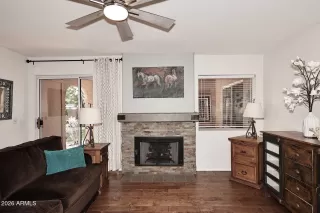 Photo #5: 7012658 Listing 