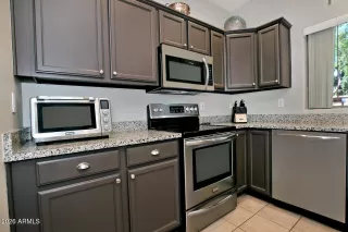 Photo #4: 7012724 Listing