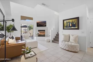 Photo #4: 7012788 Listing 