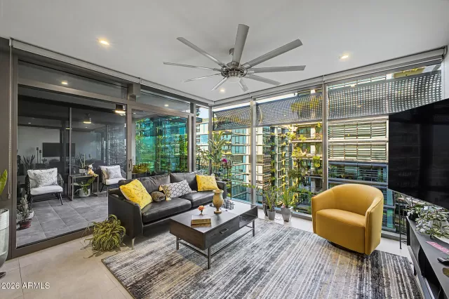 MLS: 7012937 Condo For Sale