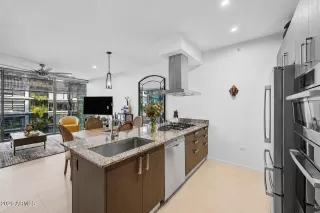 Photo #5: 7012937 Listing