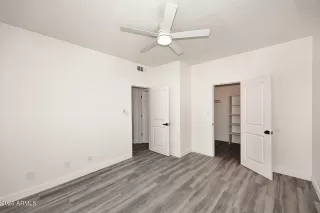 Photo #6: 7012947 Listing 