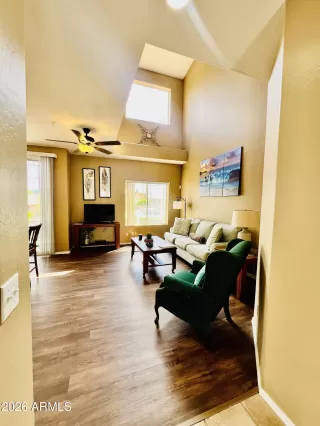 Photo #5: 7012962 Listing 