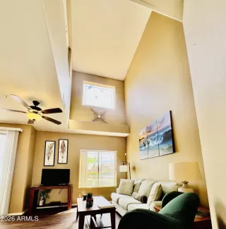 Photo #6: 7012962 Listing 