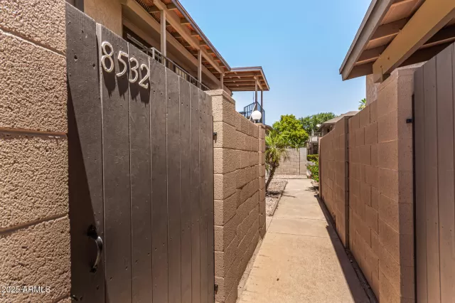 MLS: 7013314 Condo For Sale