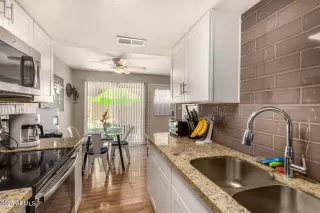 Photo #6: 7013314 Listing 