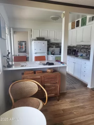 Photo #4: 7013423 Listing