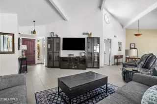 Photo #6: 7013428 Listing 