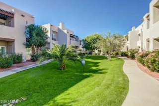 Photo #6: 7013497 Listing