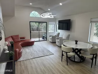 Photo #2: 7013498 Listing