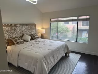 Photo #3: 7013498 Listing