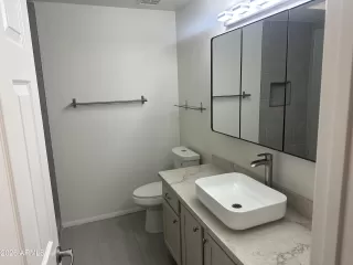 Photo #4: 7013498 Listing